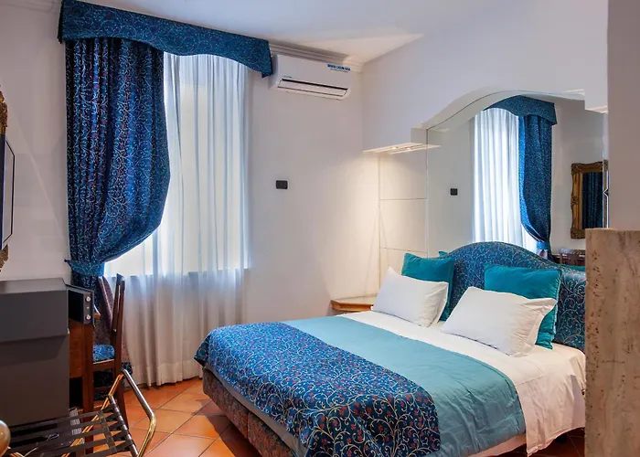 Hotel Canova Roma
